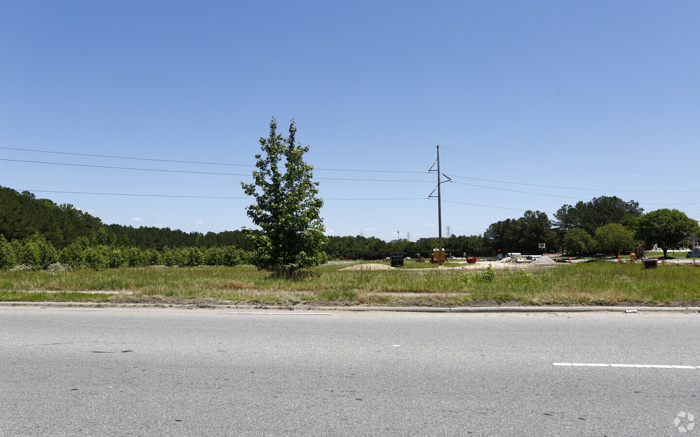 4401 Poole Rd, Raleigh, NC 27610