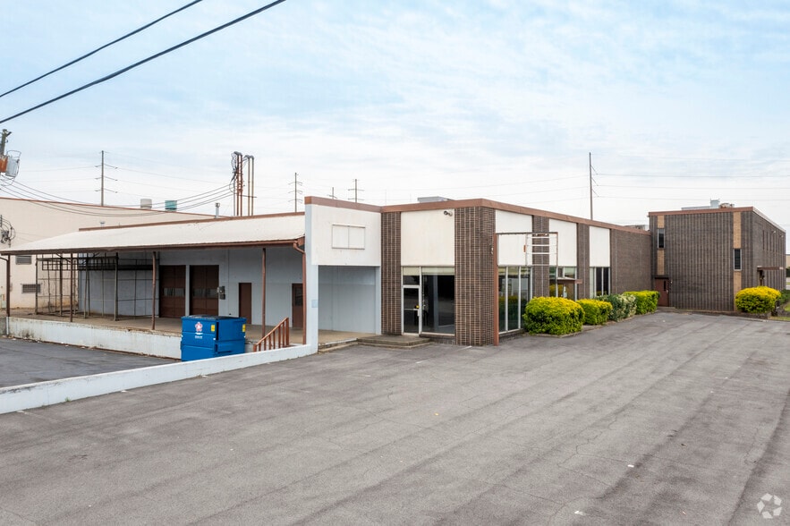 3317 5th Ave S, Birmingham, AL for lease - Building Photo - Image 1 of 9