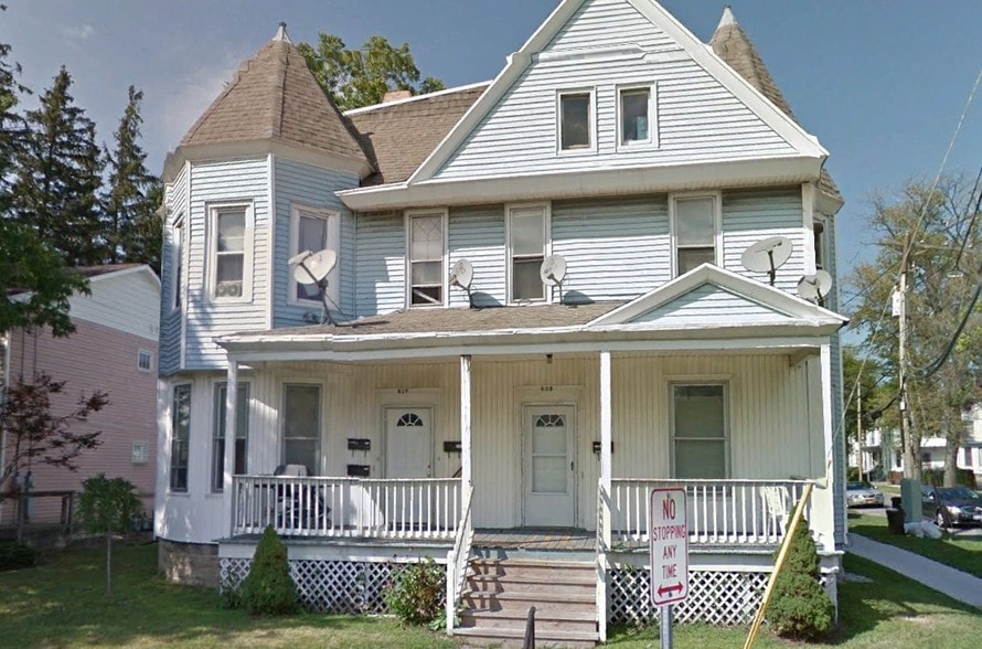 317 E Main St, Batavia, NY for sale - Primary Photo - Image 1 of 1