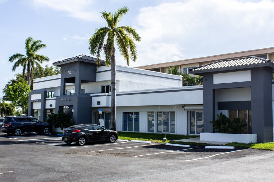 240 Old Federal Hwy, Hallandale Beach, FL for sale - Building Photo - Image 1 of 1