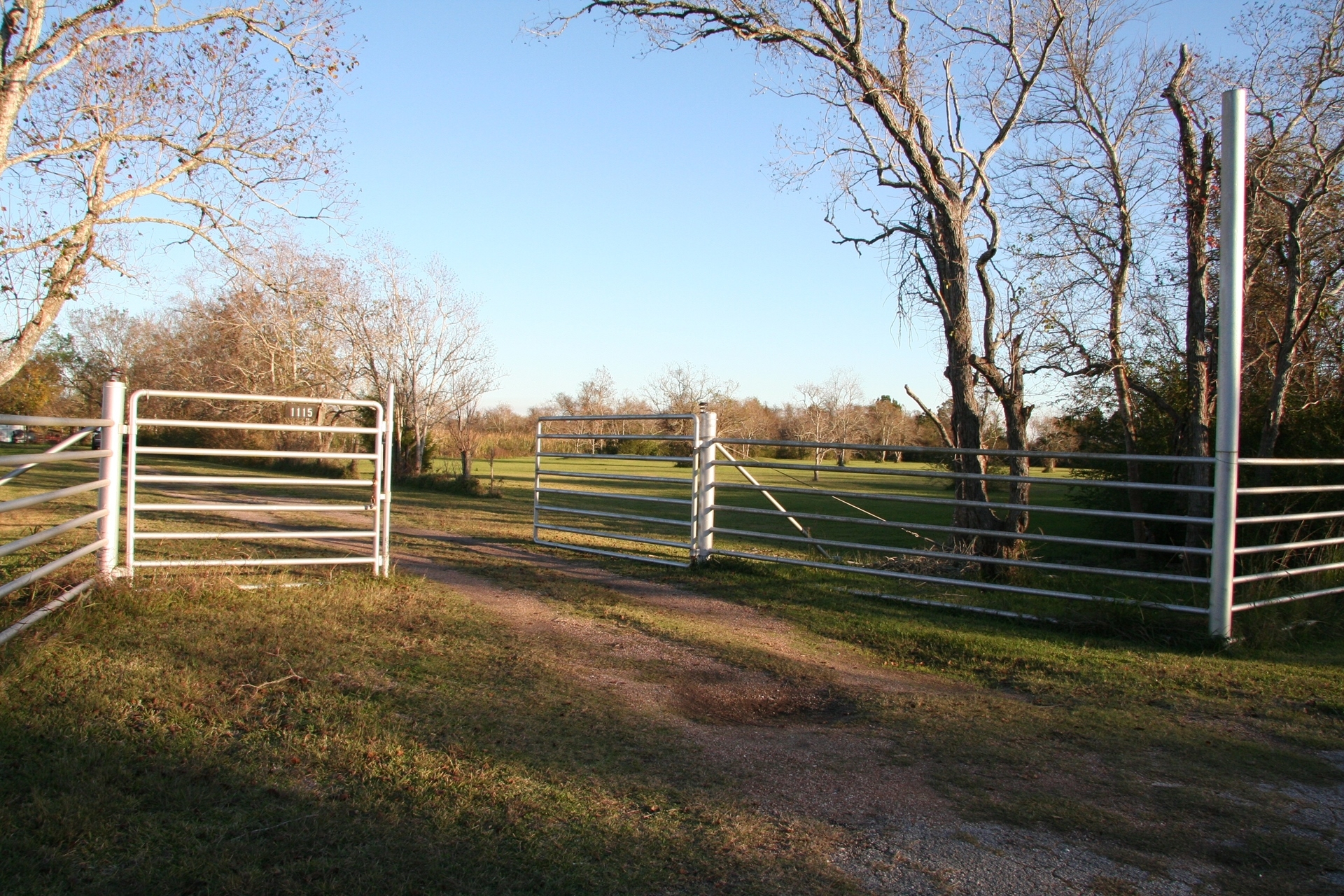 1115 Delaney Rd, La Marque, TX for sale Primary Photo- Image 1 of 1