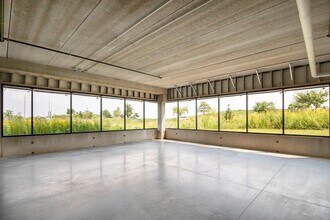 1401 Discovery Pky, Milwaukee, WI for lease Interior Photo- Image 1 of 10