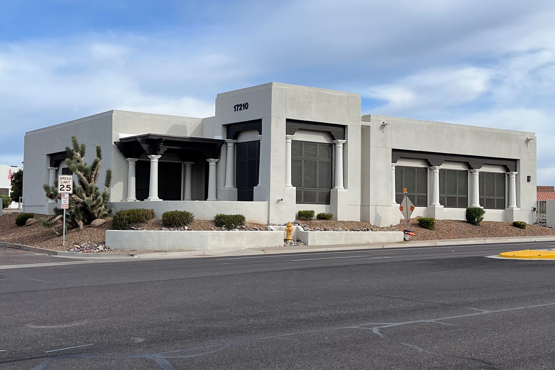 17210 E Amhurst Dr, Fountain Hills, AZ for lease Building Photo- Image 1 of 9