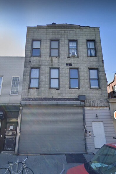 41-06 Broadway, Astoria, NY for sale - Primary Photo - Image 1 of 1