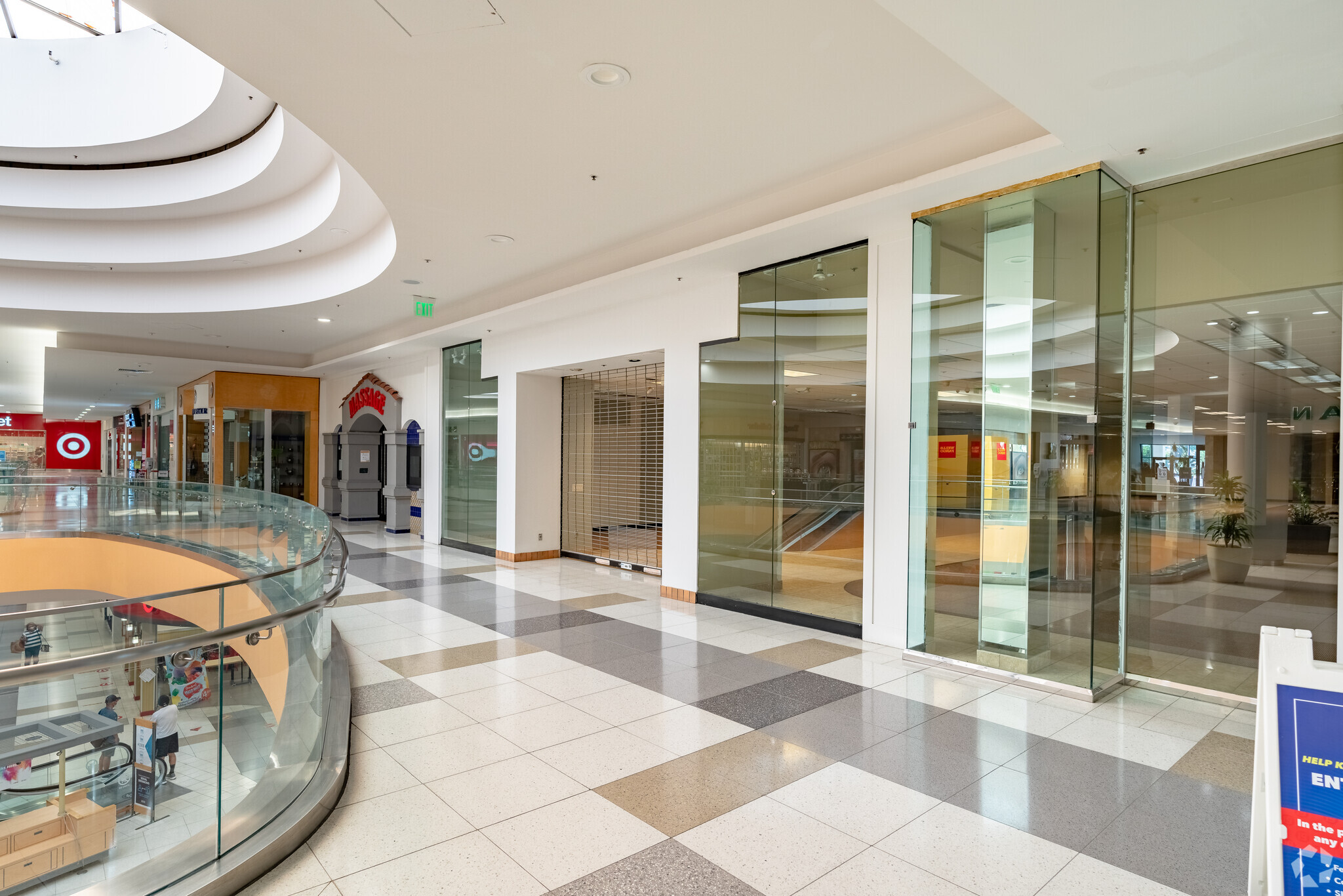 2700 Colorado Blvd, Los Angeles, CA for lease Interior Photo- Image 1 of 2