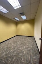 6156 Trust Dr, Holland, OH for lease Interior Photo- Image 1 of 8