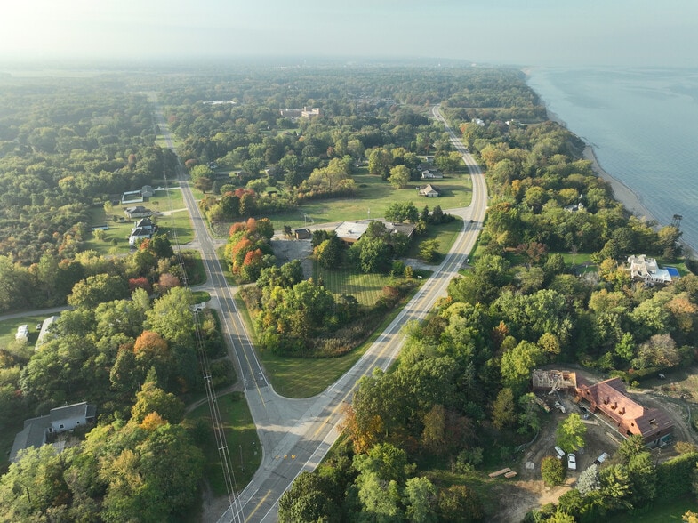 2527 N M 63, Benton Harbor, MI for sale - Building Photo - Image 3 of 7