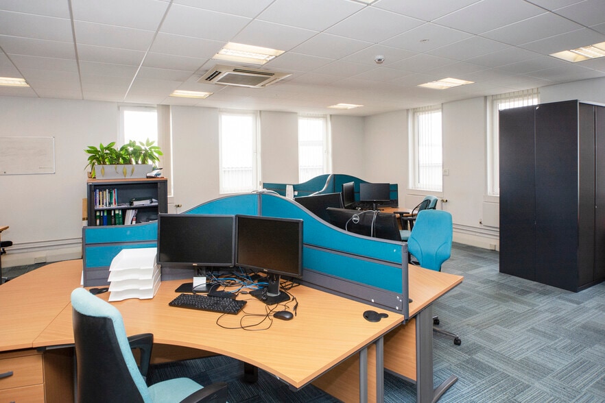 67-72 Regent Quay, Aberdeen for sale - Building Photo - Image 2 of 8