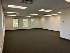 120 W 7th St, Bloomington, IN for lease Building Photo- Image 2 of 14