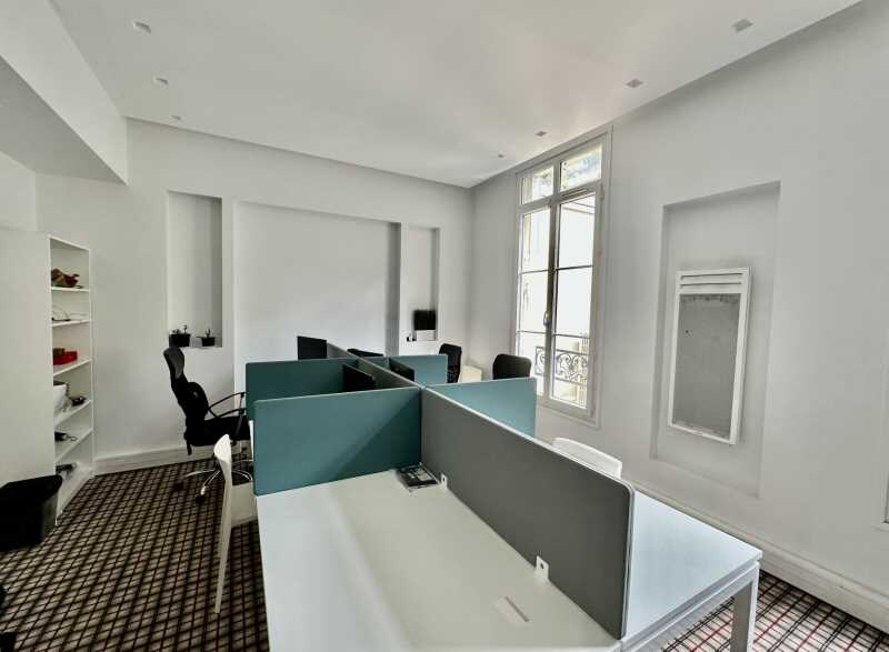 10 Villa D'Eylau, Paris for lease Interior Photo- Image 1 of 7