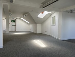 4 John St, Glasgow for lease Interior Photo- Image 2 of 3