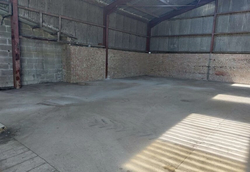 Welby Ln, Melton Mowbray for lease - Interior Photo - Image 3 of 3