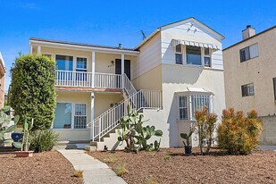 8521 Saturn St, Los Angeles CA - Triplex Property