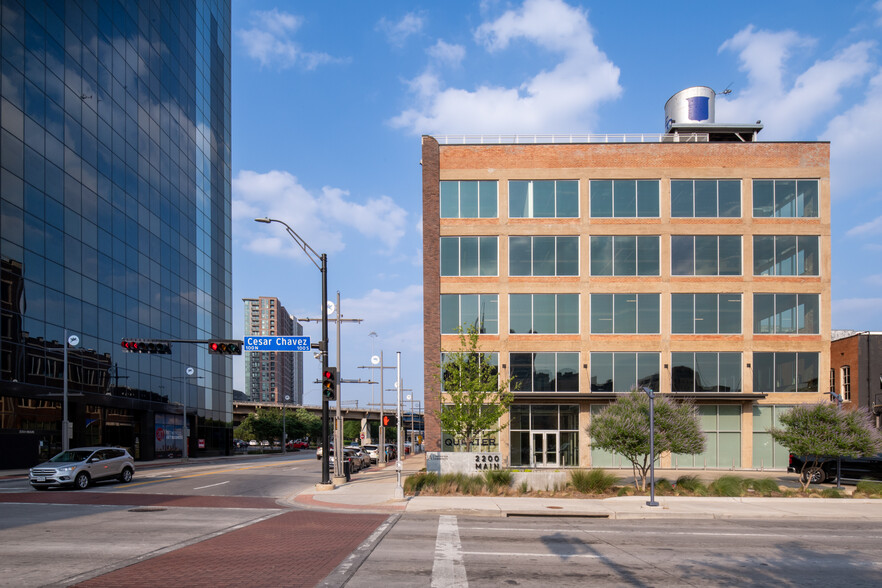 2200 Main St, Dallas, TX for lease - Building Photo - Image 3 of 12