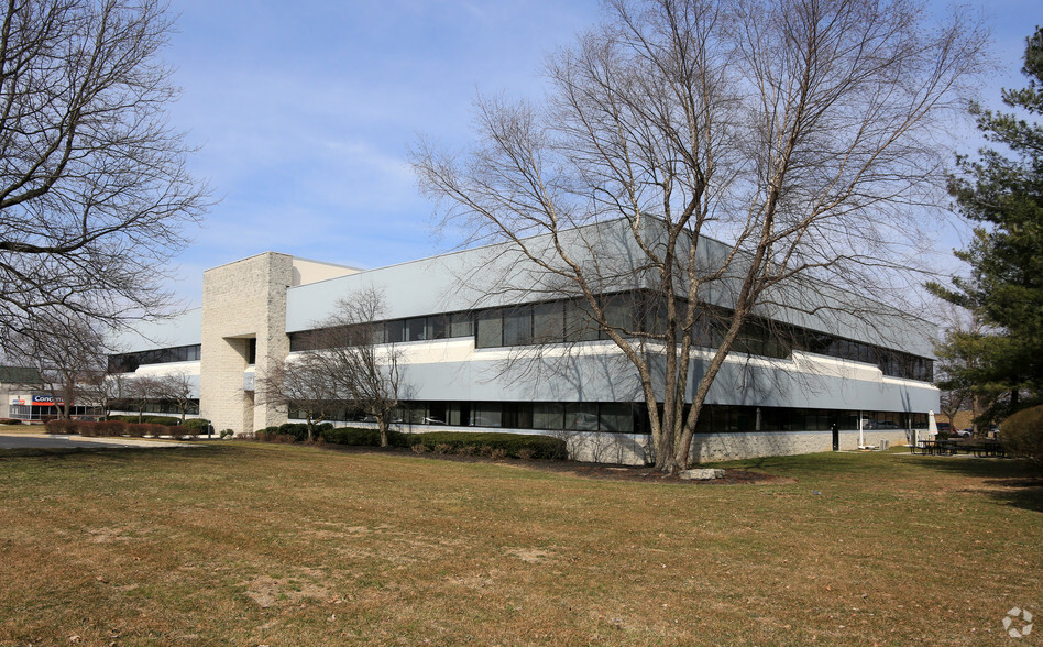 4900 Ritter Rd, Mechanicsburg, PA for lease - Building Photo - Image 1 of 4