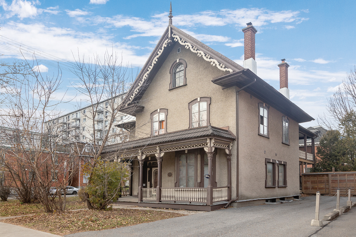 245 Laurier Av E, Ottawa, ON for sale Primary Photo- Image 1 of 10