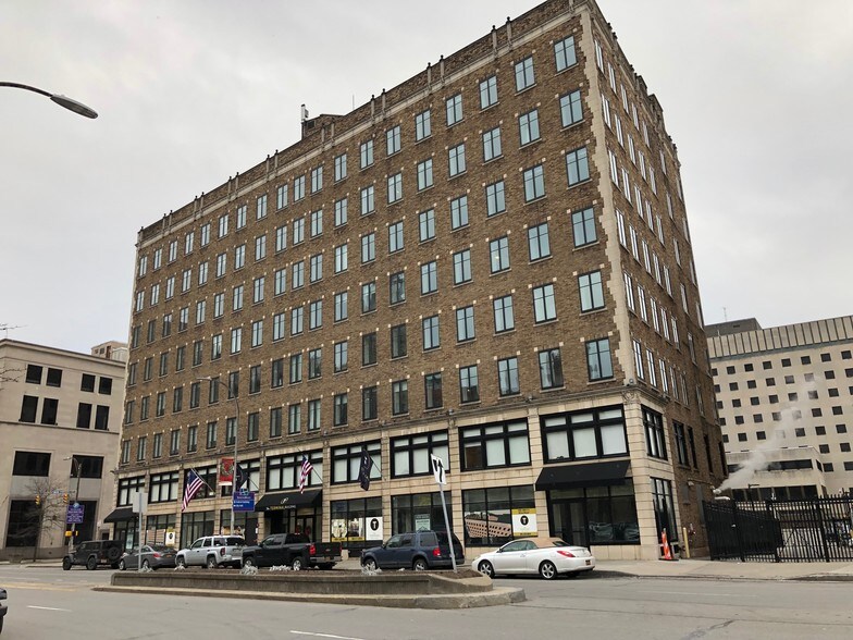 65 W Broad St, Rochester, NY for sale - Building Photo - Image 1 of 1