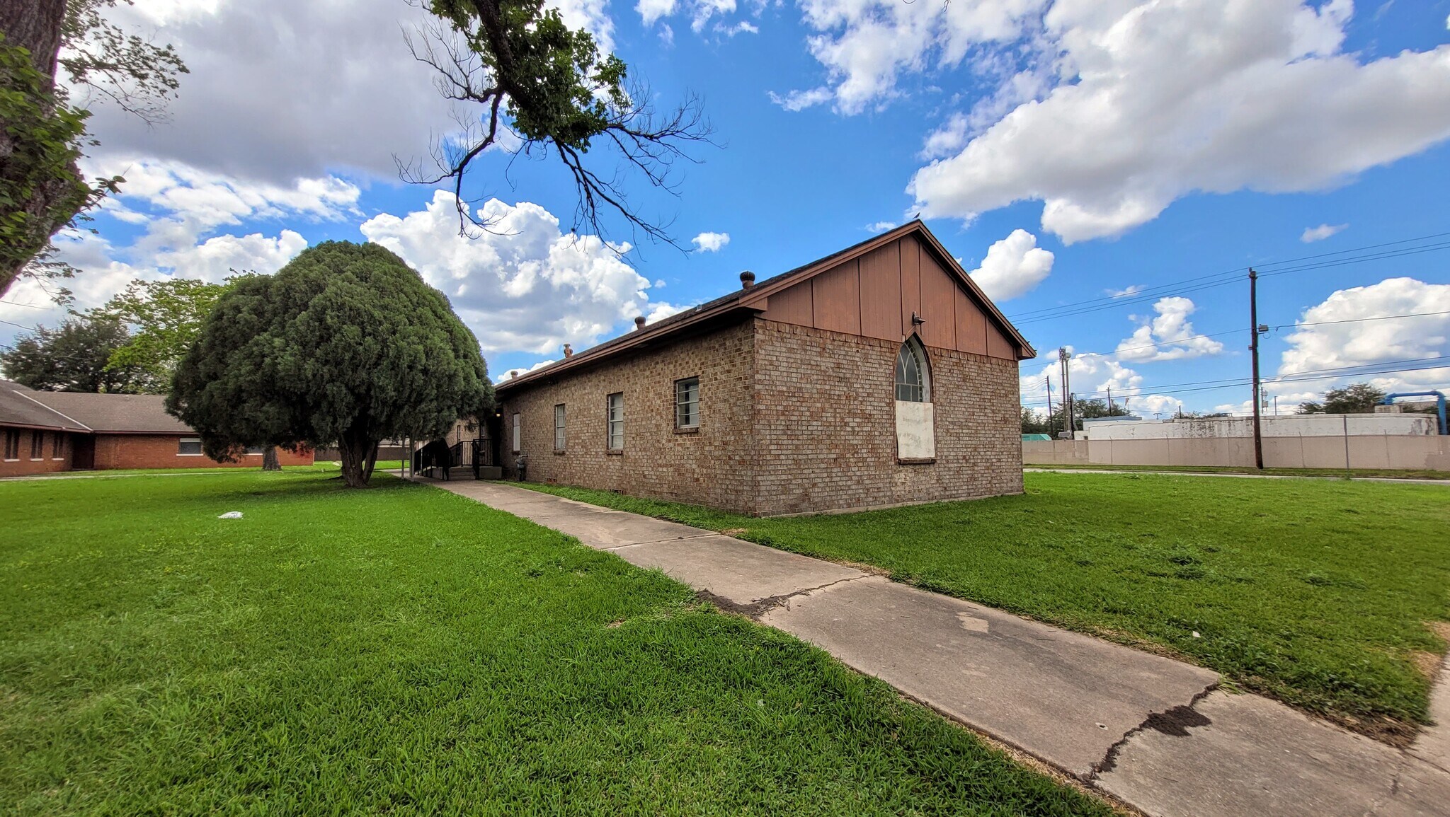 1705 1st St, Galena Park, TX for sale Building Photo- Image 1 of 1