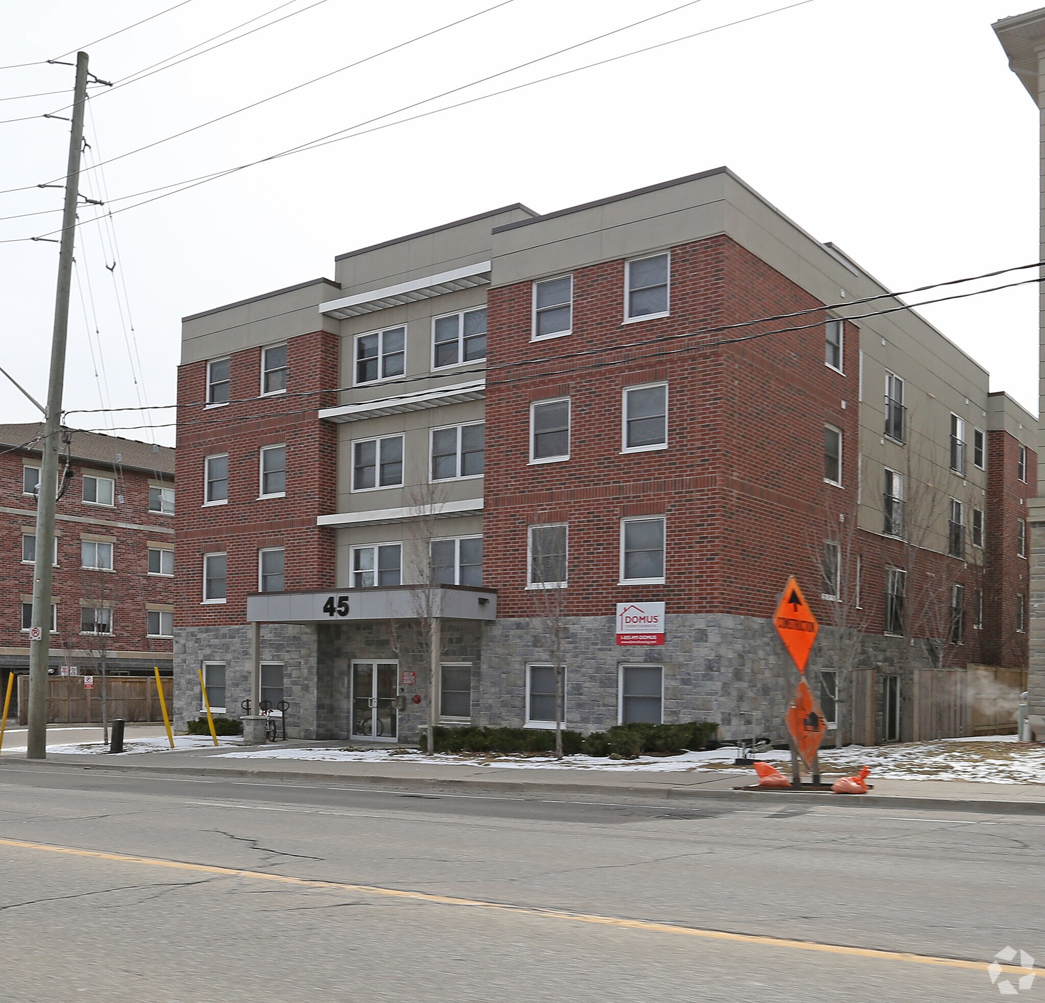 45 Columbia St W, Waterloo, ON N2L 3K4 45 Columbia St W, Waterloo, ON N2L 3K4