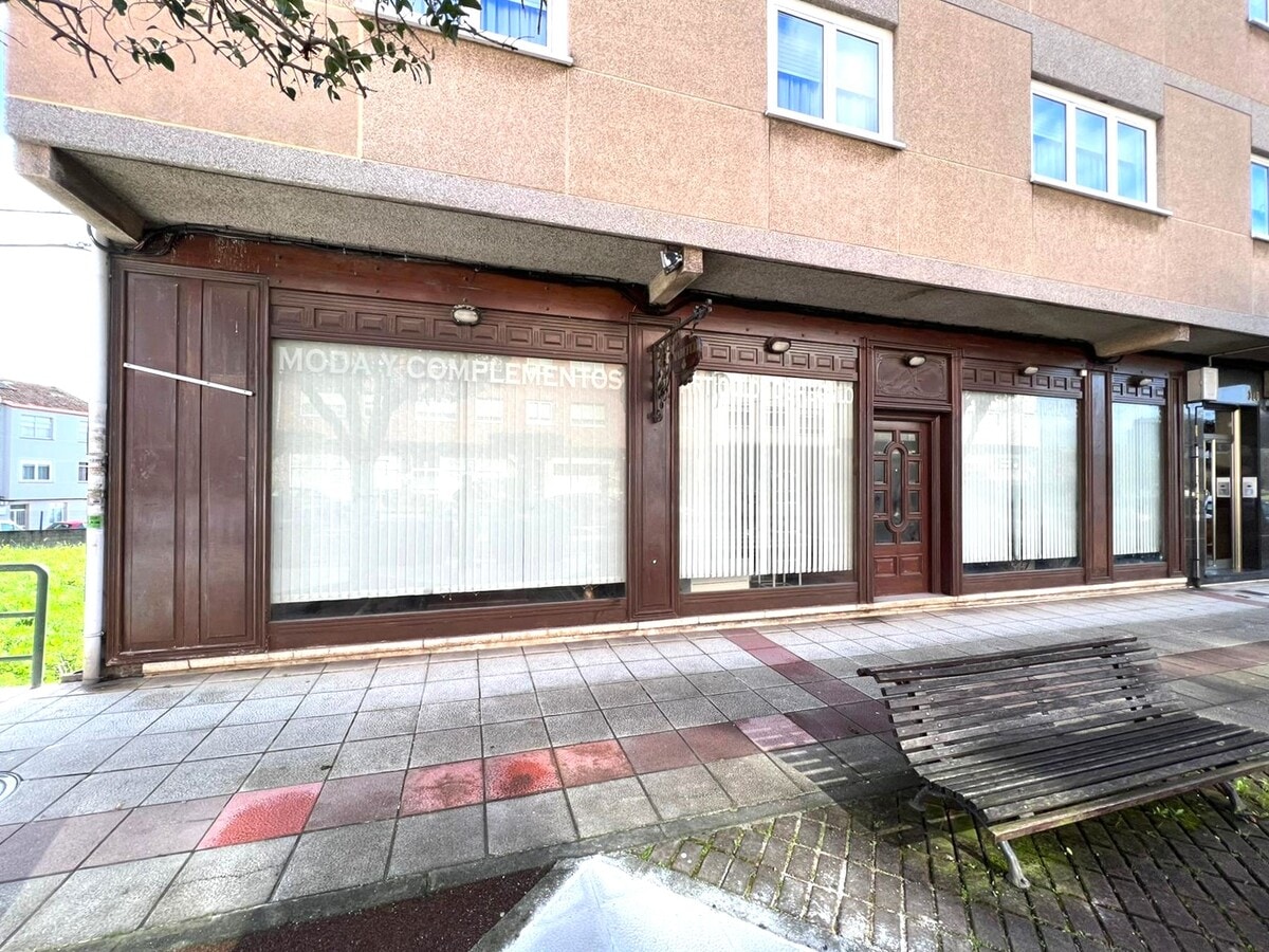 Narón, LC 15572 -  -  - Interior Photo - Image 1 of 8