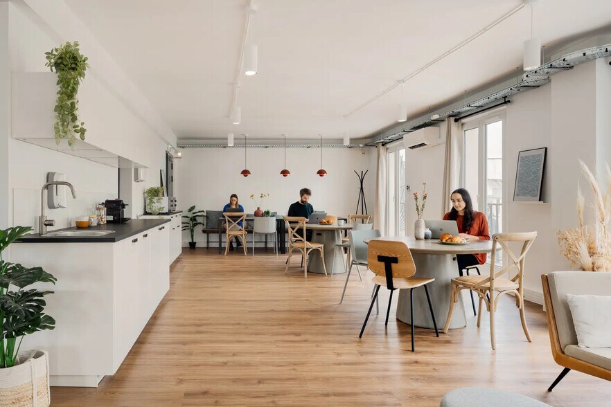 137 Boulevard De Sébastopol, Paris for lease - Interior Photo - Image 3 of 7