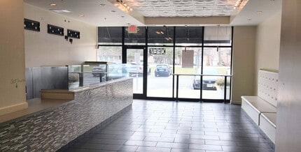 1255 Town Center Rd, Vernon Hills, IL for lease Interior Photo- Image 2 of 3