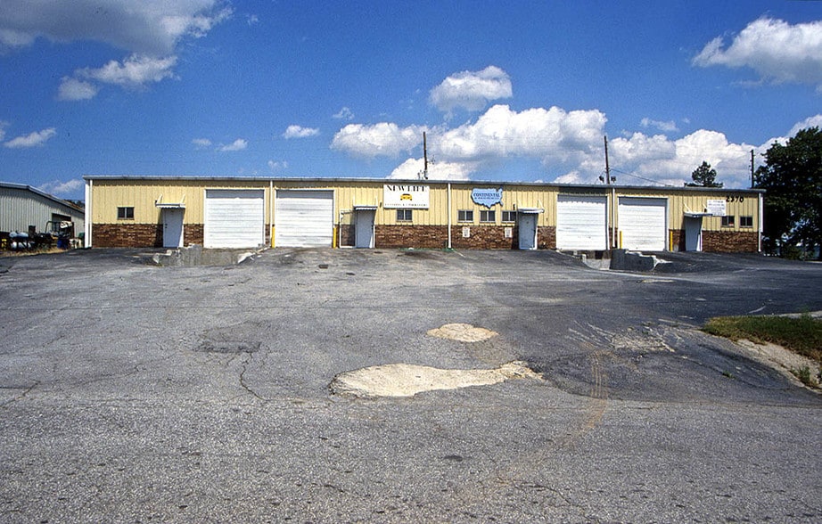 2370 Stone Mountain Lithonia Rd, Lithonia, GA for sale - Building Photo - Image 2 of 4