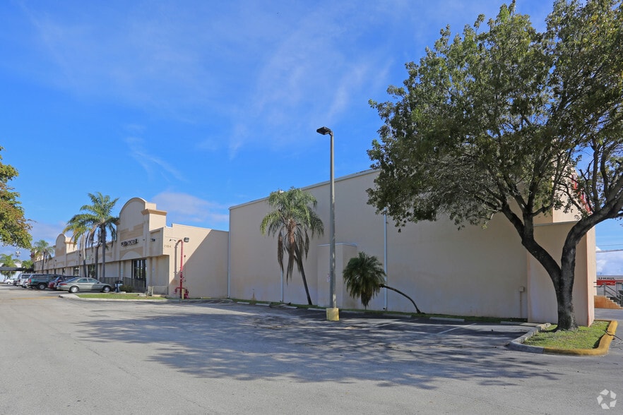 2154 Zip Code Pl, West Palm Beach, FL for lease - Primary Photo - Image 2 of 4