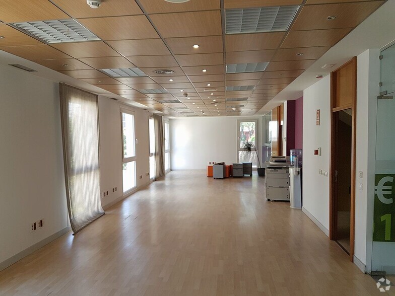 Office in Pozuelo De Alarcón, Madrid for sale - Building Photo - Image 2 of 9