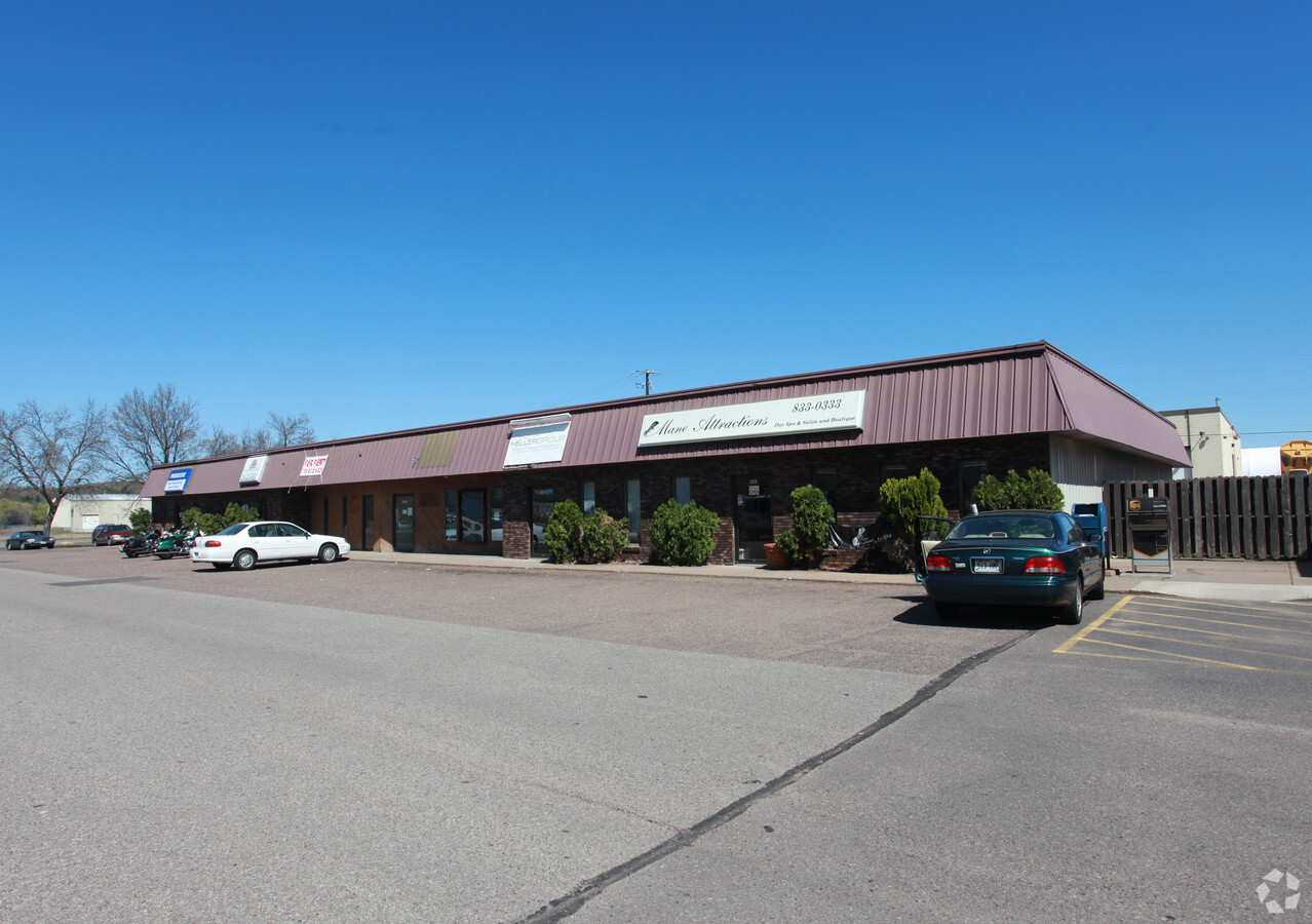 1215-1225 W Menomonie St, Eau Claire, WI 54701 | LoopNet