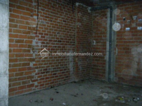 Retail in Cáceres, Cáceres for lease - Building Photo - Image 3 of 3