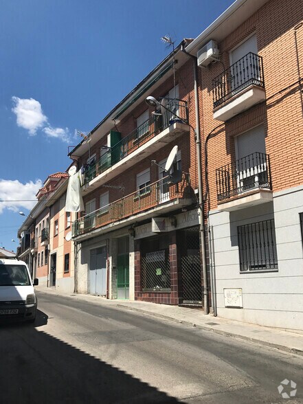 Retail in Colmenar Viejo, Madrid for lease - Primary Photo - Image 1 of 3