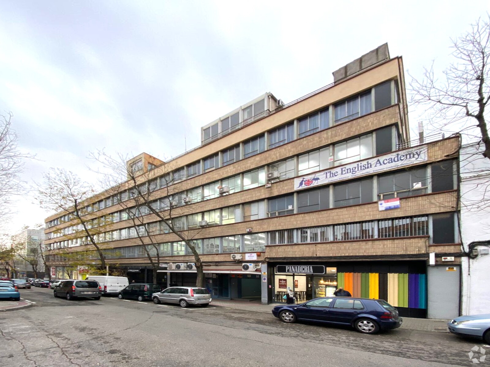 Avenida de Pedro Díez, 21, Madrid, Madrid for sale Primary Photo- Image 1 of 1