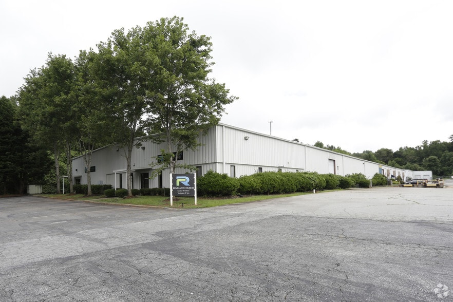 141 Patchwork Ln, Easley, SC 29640