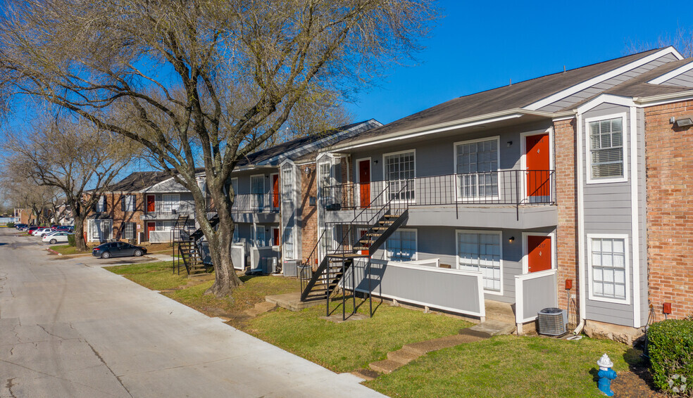 12261 Fondren Rd, Houston, TX for sale - Primary Photo - Image 1 of 1