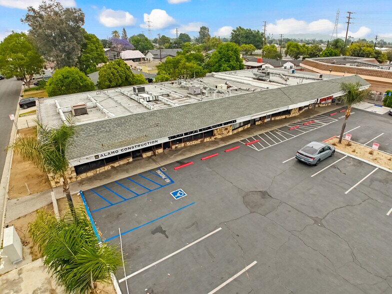 472-484 S Citrus Ave, Azusa, CA for lease - Building Photo - Image 2 of 43
