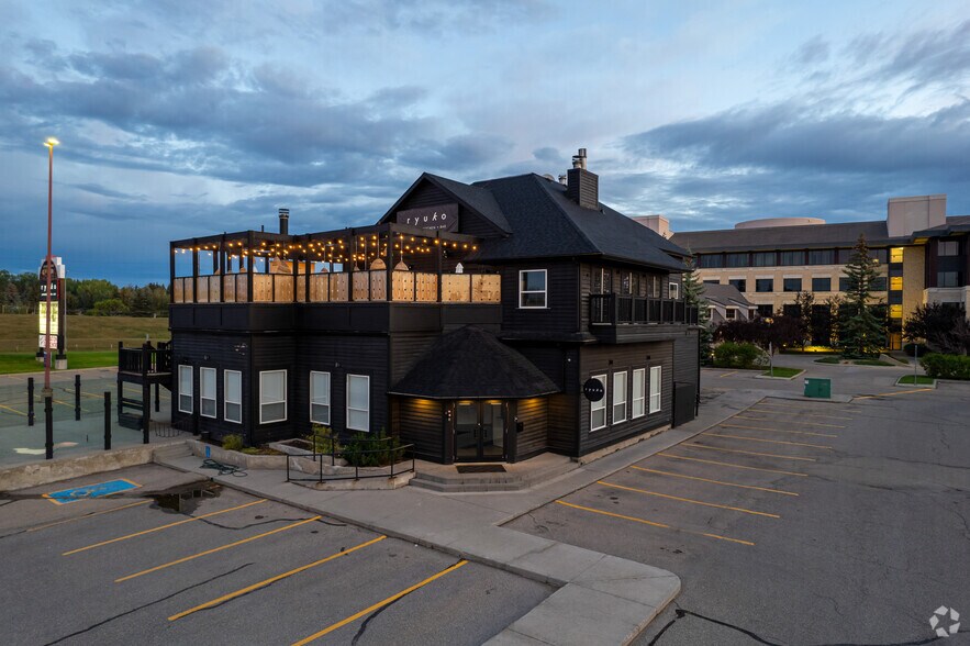 13226 Macleod Trl SE, Calgary, AB for lease - Primary Photo - Image 2 of 2