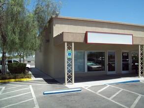 401-481 S Decatur Blvd, Las Vegas, NV for lease Building Photo- Image 1 of 7