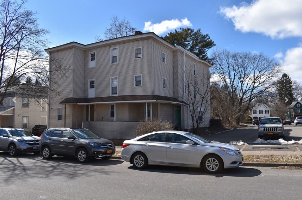 69 Walnut St, Binghamton, NY for sale Primary Photo- Image 1 of 1