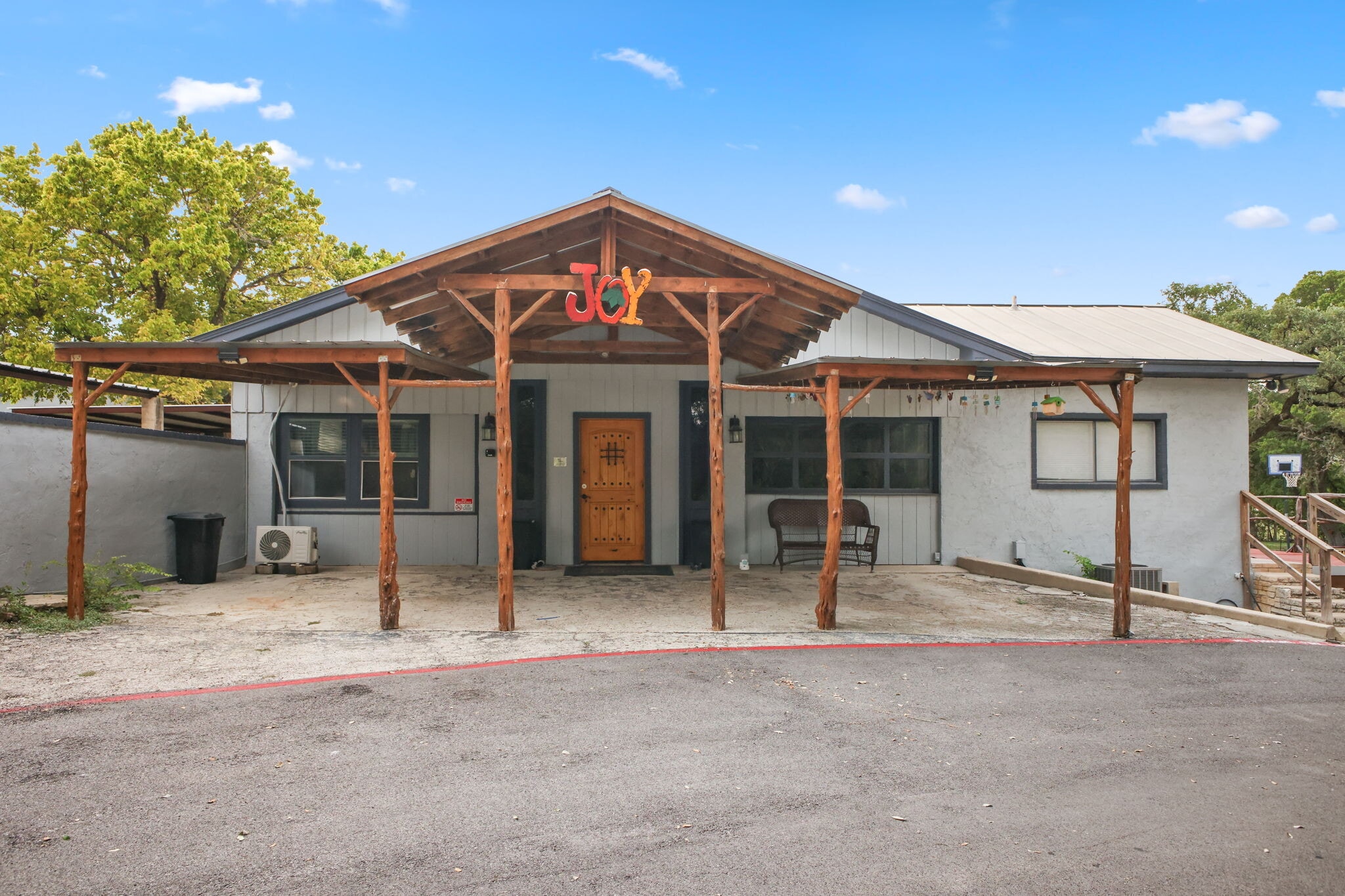 319 Los Indios Ranch Rd, Boerne, TX for lease Building Photo- Image 1 of 12