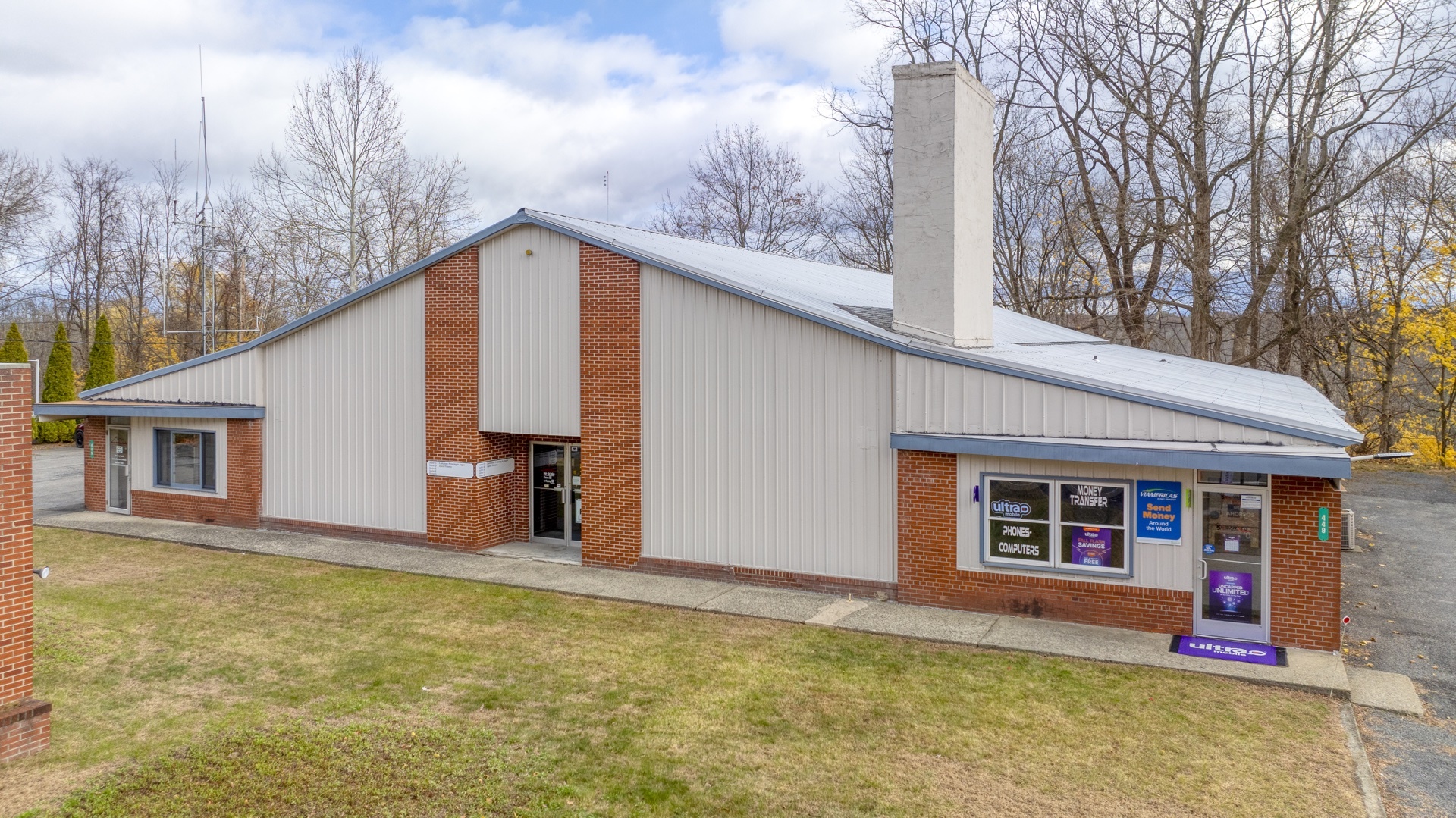 451 Broadway, Port Ewen, NY for sale Building Photo- Image 1 of 68