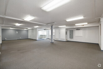 2204 Garnet Ave, San Diego, CA for lease Building Photo- Image 2 of 6