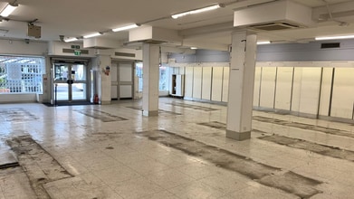 9-11 Old Church Rd, London for lease Interior Photo- Image 1 of 2