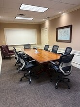 4481 Munson St NW, Canton, OH for lease Interior Photo- Image 1 of 2