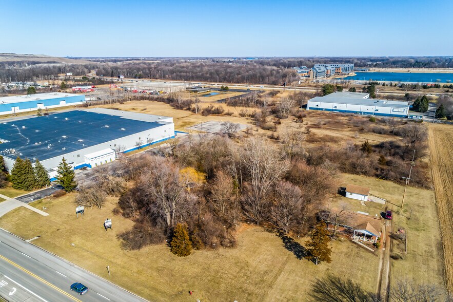 8857 Haggerty Rd, Belleville, MI 48111