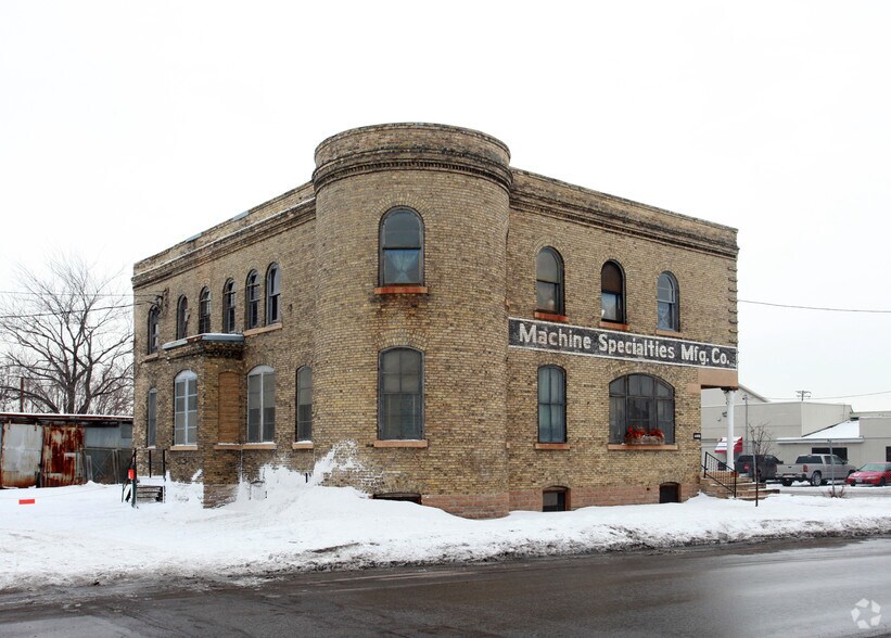 44004404 Lyndale Ave N, Minneapolis, MN 55412