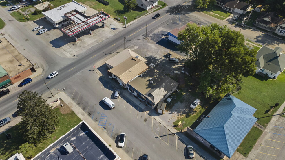 25 W Tywappity St, Benton, MO for sale - Building Photo - Image 3 of 27