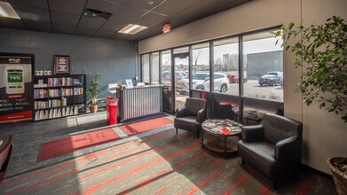 2625 Highway 14 W, Rochester, MN for lease Interior Photo- Image 2 of 8