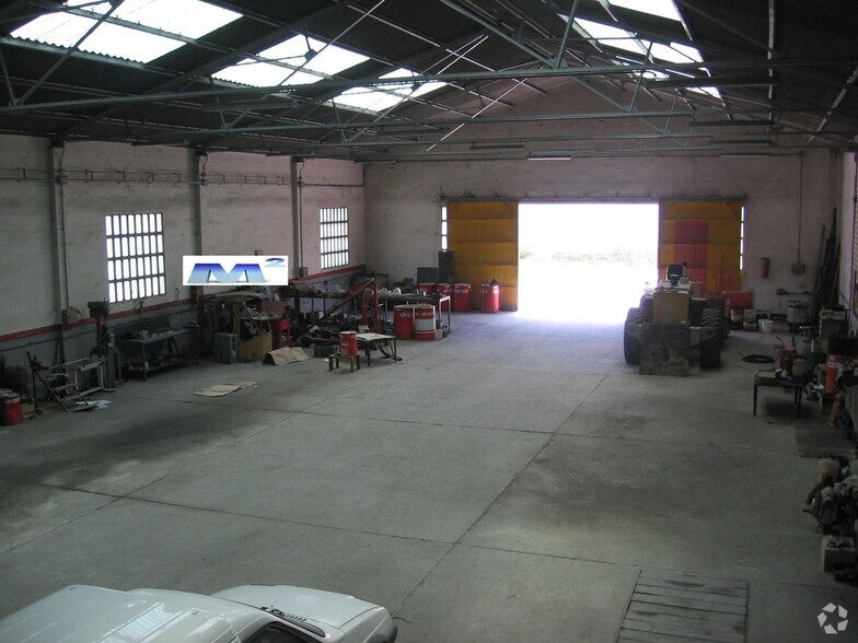 Industrial in Cobeña, Madrid for sale - Building Photo - Image 1 of 3