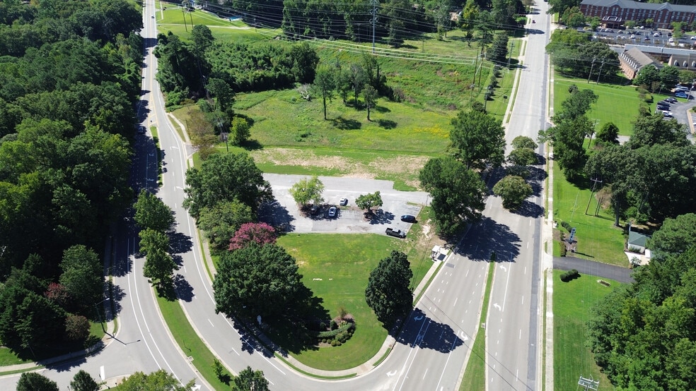 924 & 942 Capitol Landing Rd, Williamsburg, VA for sale - Other - Image 1 of 1